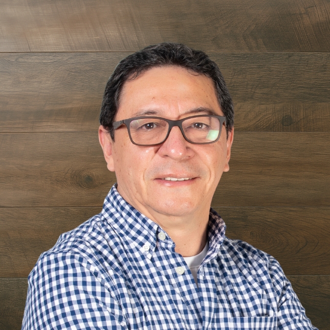Dr. Jorge Julca